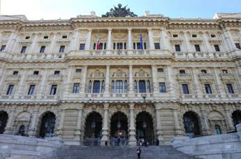 Napoli, Cassazione ordina confisca per il ‘Castello delle Cerimonie’