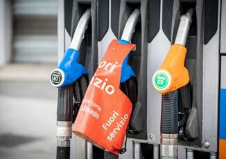 Benzina e diesel, prezzi ancora in rialzo: rincari anche per il Gpl 4 Benzina e diesel prezzi ancora in rialzo rincari anche per il Gpl