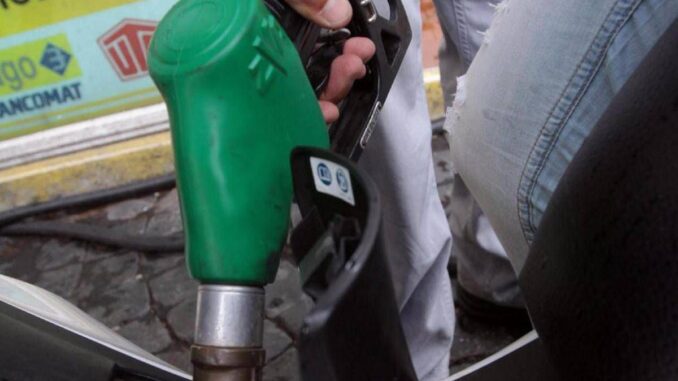 Caro carburanti, prezzi benzina e diesel continuano a salire
