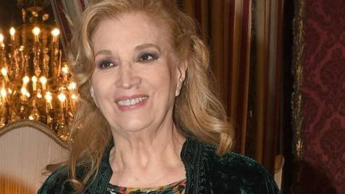 Iva Zanicchi torna in Rai, sarà ospite fissa di ‘BellaMà di Sera’