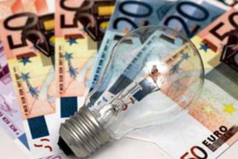 Bonus bollette 2024, agevolazione per energia elettrica: come richiederlo