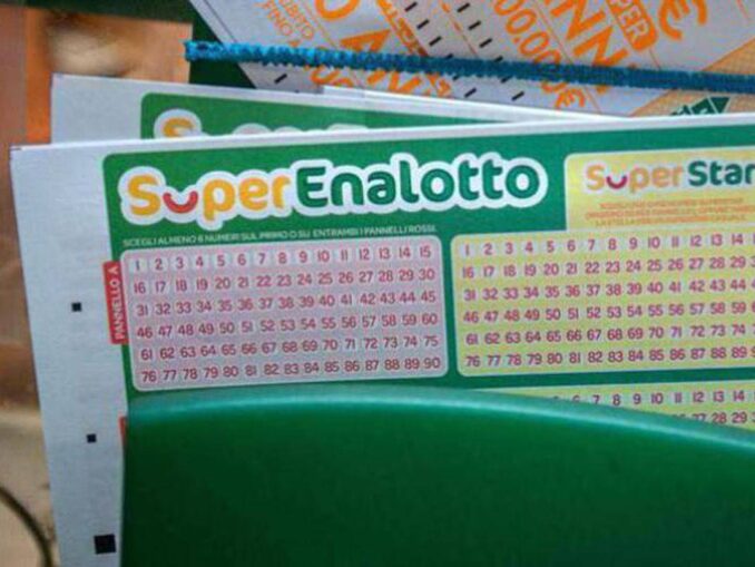 SuperEnalotto numeri combinazione vincente oggi 3 luglio