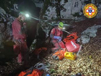 Speleologa bloccata, pres. Società speleologica italiana: “Missioni a fine scientifico, per salvataggi non paga cittadino”