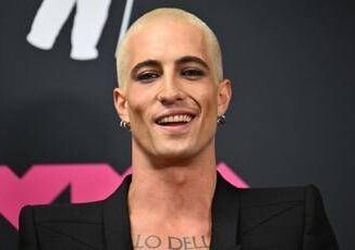 Sanremo 2025 scaletta seconda serata e ospiti tra Damiano e incognita Big