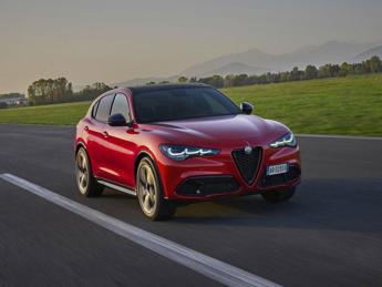 Alfa Romeo Stelvio eletta la Miglior Auto per Dirigenti 4 Alfa Romeo Stelvio eletta la Miglior Auto per Dirigenti