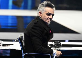 Morgan fuori da X Factor: "Comportamenti incompatibili e inappropriati" 1 Morgan fuori da X Factor Comportamenti incompatibili e inappropriati