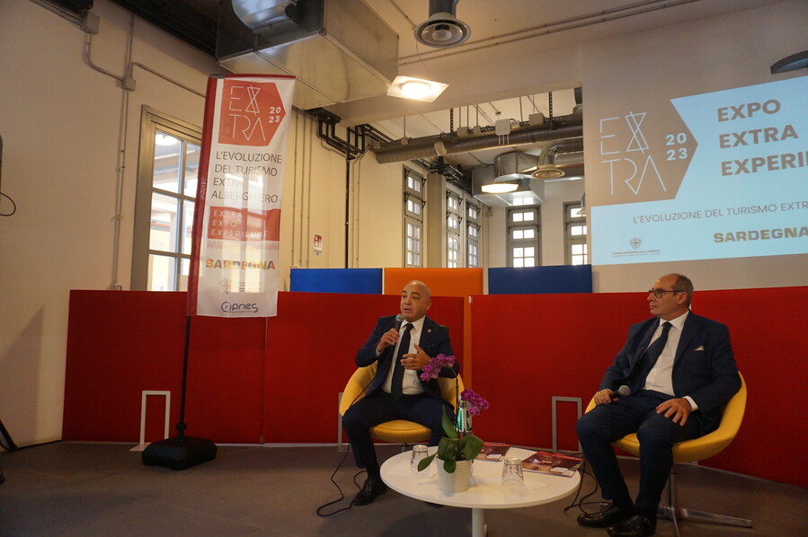 La Conferenza Stampa di EXTRA ALBERGHIERO: un evoluzione per il turismo. 1 Foto Daniele Cardia