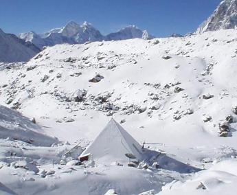 Clima, scoperto fenomeno sorprendente sui ghiacciai dell'Himalaya 4 Clima scoperto fenomeno sorprendente sui ghiacciai dellHimalaya