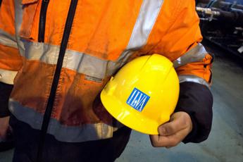 Ex Ilva, mercoledì incontro governo-sindacati