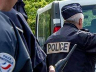 Francia studente accoltella a morte collaboratrice scolastica