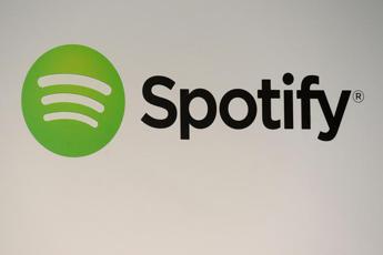 Spotify taglia del 17 i suoi dipendenti pari a circa 1.600 posti