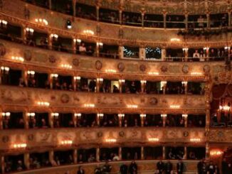 Venezia, Teatro La Fenice evacuato per falso allarme 3 Venezia Teatro La Fenice evacuato per falso allarme