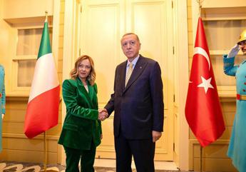 Meloni a Istanbul: in corso l’incontro con Erdogan