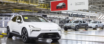Polestar, nel 2023 vendite +6% aspettando l’effetto della 4
