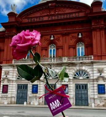 Maldarizzi Automotive dona mille rose: guerrilla marketing per S. Valentino