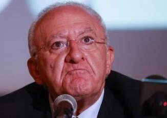 Terzo mandato oggi la decisione della Consulta attesa per verdetto su De Luca