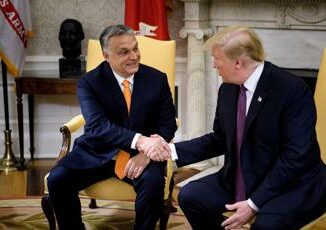 Orban vede Trump: "Abbiamo discusso di pace, risolverà tutto" 2 Orban vede Trump Abbiamo discusso di pace risolvera tutto