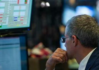Borse europee chiudono in deciso calo sotto peso Fed, a Milano corre Eni (+1,04%) 4 Borse europee chiudono in deciso calo sotto peso Fed a Milano corre Eni 104