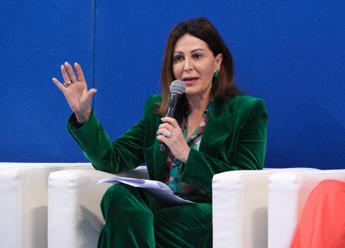 Cinema, Santanchè: “La Sicilia scenario unico per case produzione”