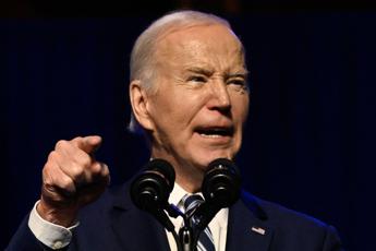 Elezioni Usa, Biden prende in giro Trump: “Sono in corsa contro bambino di 6 anni”