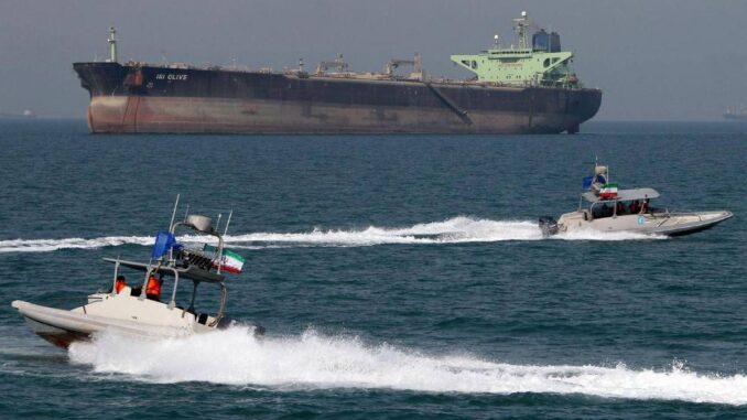 Iran sotto attacco, nuovo colpo all’economia globale: l’impatto della crisi