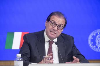 Leo: “Misure Irpef martedì in Cdm, bonus tredicesime? Vedremo…”