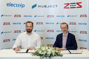L’operatore di stazioni di ricarica per veicoli elettrici ZES ed Electrip entrano nella rete globale di roaming intercharge di Hubject