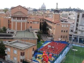 Antenna Iliad su condominio al Trionfale, scuola e oratorio in rivolta 4 Antenna Iliad su condominio al Trionfale scuola e oratorio in rivolta