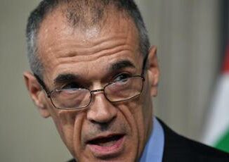 Conti pubblici, il paradosso della procedura che conviene all'Italia: parla Cottarelli 3 Conti pubblici il paradosso della procedura che conviene allItalia parla Cottarelli