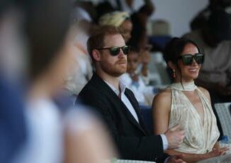 Harry e Meghan media Gb A rischio contratto milionario con Netflix