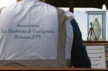 Madonna Trevignano, su statua il Dna della ‘veggente’. Il legale: “Ovvio che ci sia”