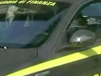 Trasportava 64 chili di droga per oltre 13 milioni di euro arrestato