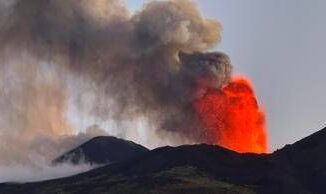 Eruzione Etna la situazione allaeroporto di Catania oggi