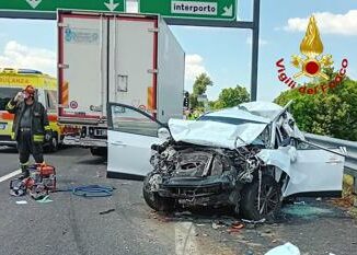 Grave incidente sull'A4, un morto e 7 feriti: autostrada bloccata 5 Grave incidente sullA4 un morto e 7 feriti autostrada bloccata