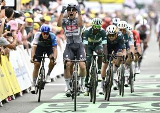 Tour de France, Philipsen vince 10a e Pogacar sempre maglia gialla 3 Tour de France Philipsen vince 10a e Pogacar sempre maglia gialla