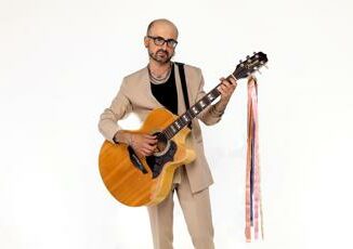 “Tutta colpa del mare”, il singolo del ritorno di Christiano Mara 4 Tutta colpa del mare il singolo del ritorno di Christiano Mara