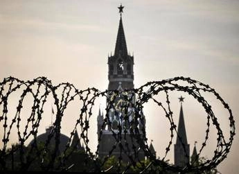 Ucraina, Gb annuncia il più grande pacchetto di sanzioni contro la Russia da inizio guerra