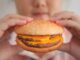 Alimenti Gb da ottobre 2025 vietati spot junk food in Tv fino alle 21