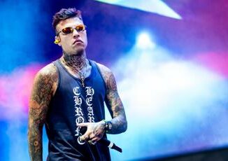 Fedez, la tragedia di Ozieri e l'attacco alla stampa: "Fate schifo" 3 Fedez la tragedia di Ozieri e lattacco alla stampa Fate schifo