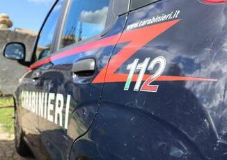 Salerno, trova i genitori morti in casa: erano deceduti da giorni 5 Salerno trova i genitori morti in casa erano deceduti da giorni