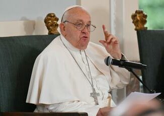 Aborto, il premier del Belgio contro il Papa: "Parole inaccettabili" 3 Aborto il premier del Belgio contro il Papa Parole inaccettabili
