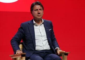 M5S Conte Grillo schiaffeggia iscritti rivoteremo al piu presto