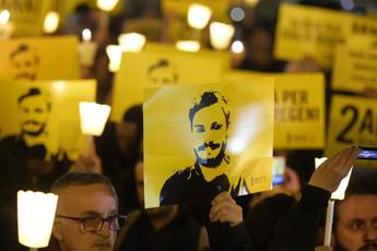 Processo Regeni, testimone: “Giulio era bendato e sfinito da torture”
