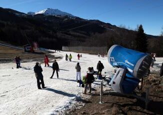 Sci Altroconsumo continuano i rincari 4 sul prezzo dello skipass