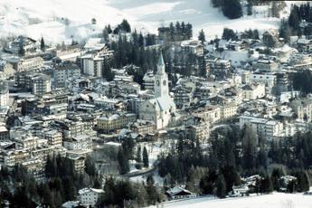 Case di lusso in montagna, Cortina è la meta più richiesta: battute Courmayeur e Badia