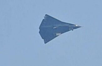 Cina ecco il nuovo super jet di Pechino il debutto del caccia invisibile Video