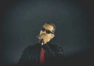 Concerto Capodanno Roma Mahmood si sfila No a censura Tony Effe