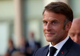 Francia fonti Eliseo domani la nomina del nuovo premier