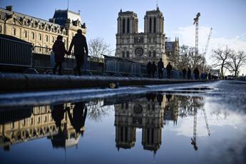 Notre-Dame, oggi riapertura dopo l’incendio: da Trump a Zelensky, i leader alla cerimonia