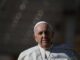 Papa ricoverato sente il parroco di Gaza Stanco ma con voce chiara